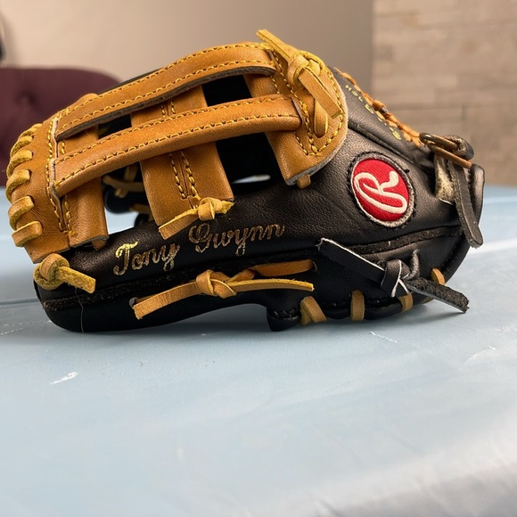 Rawlings Heart of the Hide Tony Gwynn Fastback baseball glove child youth black - Picture 8 of 13